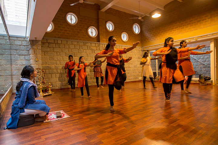 DanceStudio